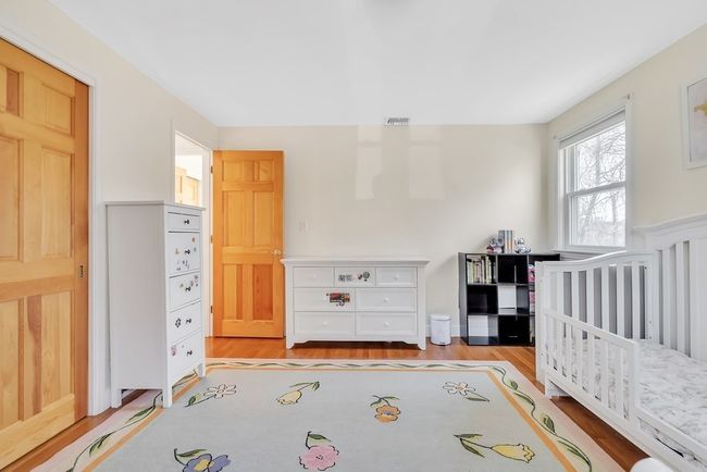 29 Brook St, House other with 4 bedrooms, 3 bathrooms and 4 parking in Wellesley MA | Image 15