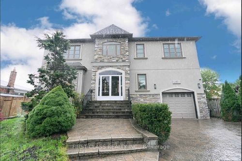 25 Dresden Rd, North York, ON, M3H1W8 | Card Image