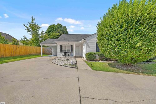 712 Larado Court, Moore, SC, 29369 | Card Image