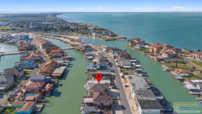 1013 Tarpon Ave, House other with 5 bedrooms, 4 bathrooms and null parking in Port Isabel TX | Image 44
