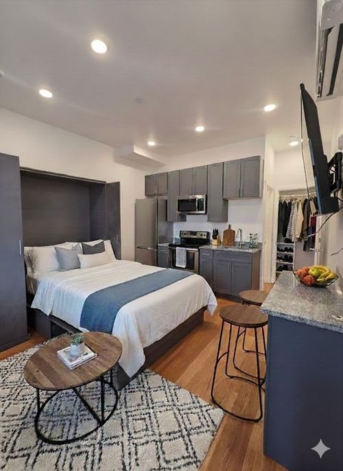 303-165 Hawthorne St, Chelsea, MA, 02150-3242 | Card Image