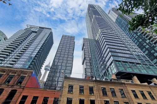 702-327 King St W, Toronto, ON, M5V0W7 | Card Image