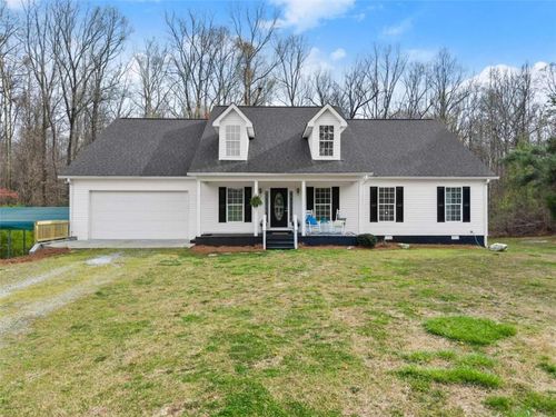 2215 Highway 323, Gillsville, GA, 30543-4309 | Card Image