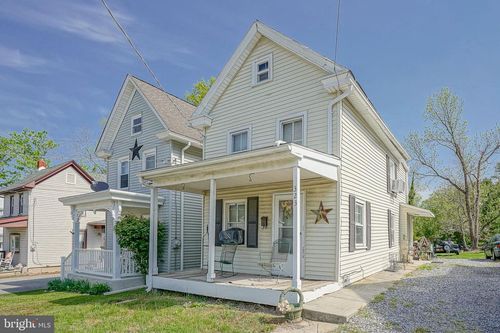323 S Main St, WOODSTOWN, NJ, 08098-1020 | Card Image