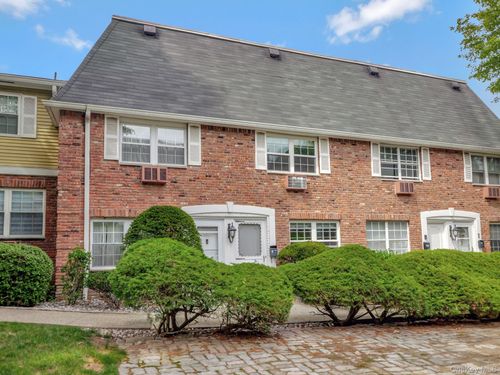 155 Parkside Dr, Suffern, NY, 10901-7854 | Card Image