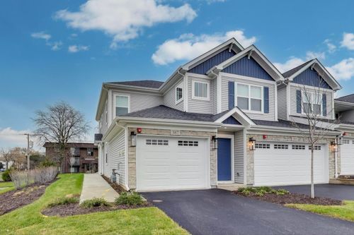 387 N Masters Dr, Addison, IL, 60101-4117 | Card Image