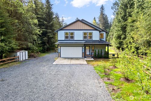 20705 68th Pl Ne, Granite Falls, WA, 98252-8311 | Card Image