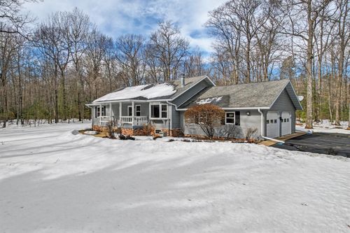 669 Springview Dr, Eagle River, WI, 54521-9112 | Card Image