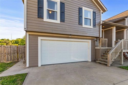 316 Creekside Ct, Gardner, KS, 66030-1776 | Card Image