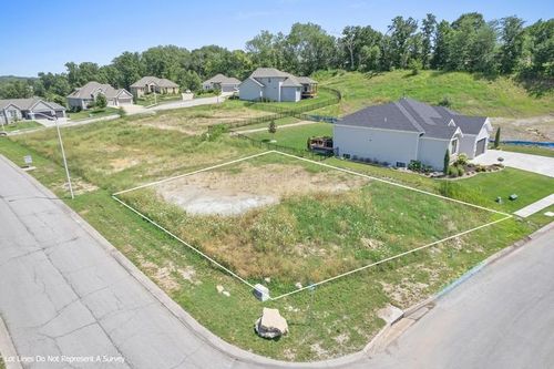 12201 Walnut St, Kansas City, MO, 64145-1701 | Card Image