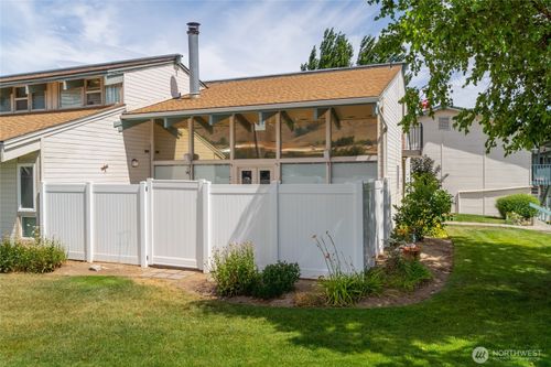 apt-3a-10 S Cove Ave, Wenatchee, WA, 98801-2565 | Card Image