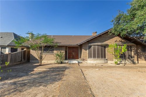 807 W Ramirez St, Rio Grande City, TX, 78582-4313 | Card Image