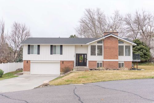 732 Sheringham Ct, Farmington, UT, 84025-4228 | Card Image