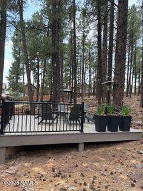 74-2401 W Route 66, Flagstaff, AZ, 86001-8761 | Card Image