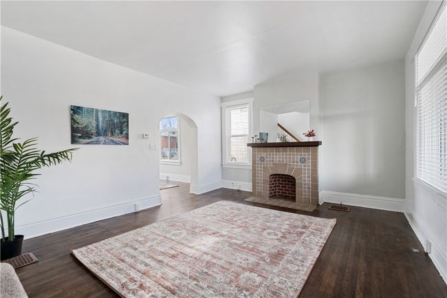1565 Cumberland St, House other with 4 bedrooms, 2 bathrooms and 2 parking in Crafton PA | Image 6