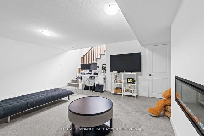 4010 Jockvale Rd, House attached with 3 bedrooms, 3 bathrooms and 1 parking in Nepean ON | Image 21
