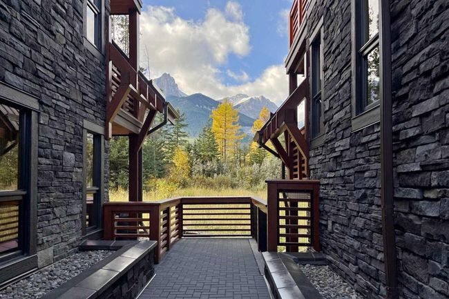 201 - 2100B Stewart Creek Dr, Condo with 2 bedrooms, 3 bathrooms and 1 parking in Canmore AB | Image 46