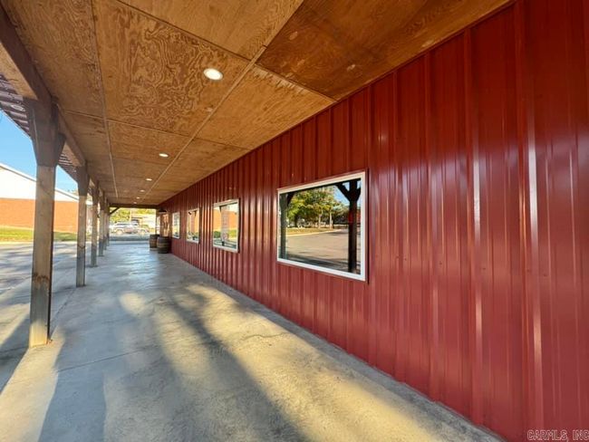 220 E Main St, Home with 0 bedrooms, 0 bathrooms and 40 parking in Mountain View AR | Image 28