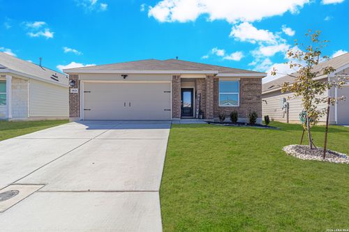 10626 Erinita Way, Converse, TX, 78109-1487 | Card Image