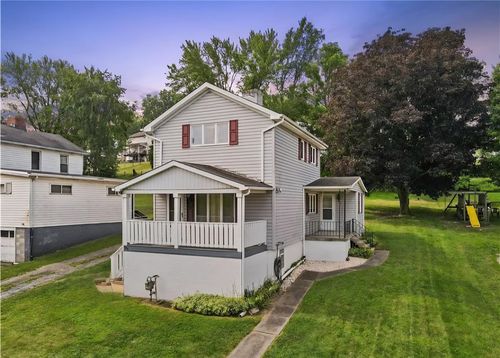 704 Redwood Dr, Mc Donald, PA, 15057-4449 | Card Image