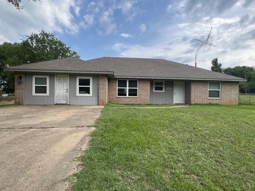 650 W Ohio St, Van, TX, 75790-2514 | Card Image