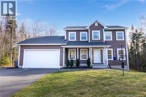 15 Willowdale Dr, Waasis, NB, E3B0V5 | Card Image