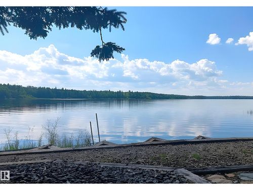 613 Lakeview Rd, Boyle, AB, T0A0M0 | Card Image