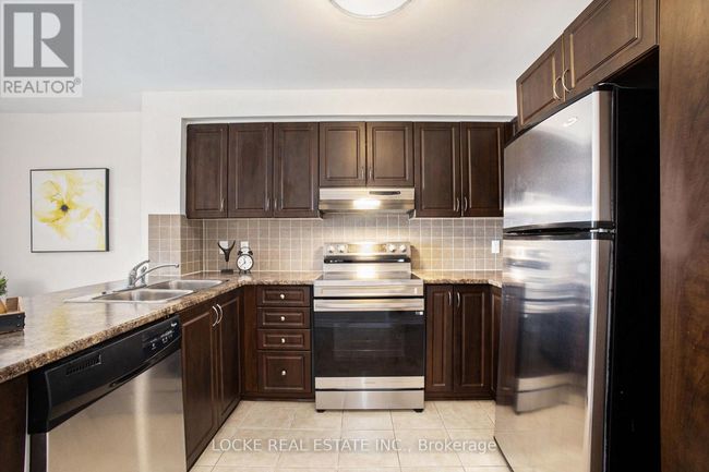 2411 Esprit Dr, Condo with 2 bedrooms, 3 bathrooms and 1 parking in Orléans ON | Image 13