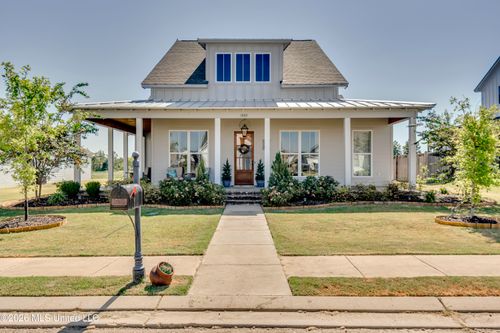 1002 Crepe Myrtle Dr, Brandon, MS, 39047-1803 | Card Image