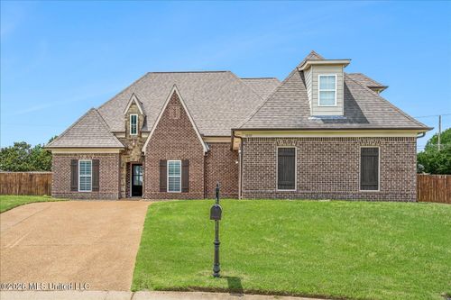 3033 Raspberry Red Cv, Southaven, MS, 38672-5006 | Card Image
