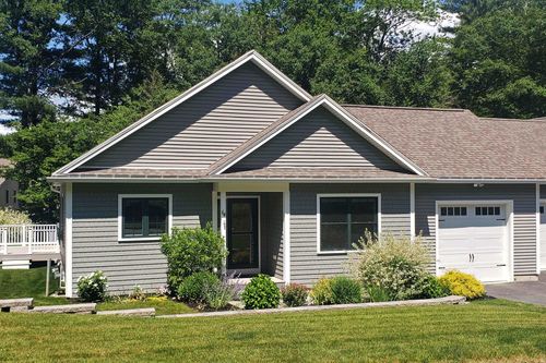 23-64 Village Dr, Eliot, ME, 03903-7200 | Card Image