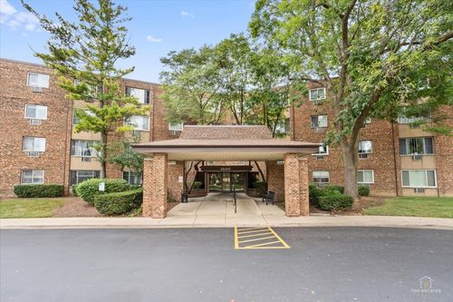 306-1500 Robin Cir, Hoffman Estates, IL, 60169-1118 | Card Image