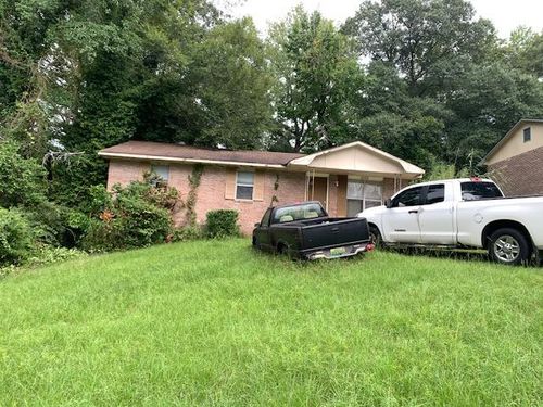 5038 Wellborn Dr, Columbus, GA, 31907-4266 | Card Image