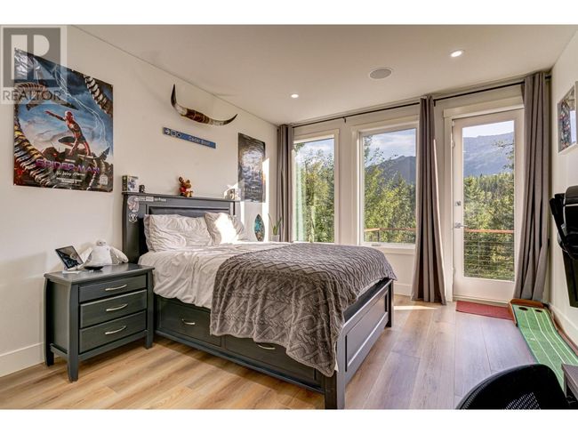 4 Sunset Lane, House other with 6 bedrooms, 6 bathrooms and 3 parking in Fernie BC | Image 29