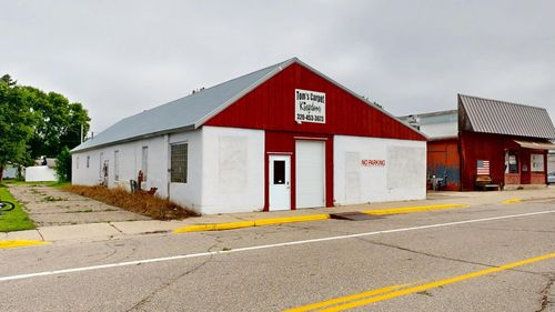 130 Stearns Ave W, Eden Valley, MN, 55329-1229 | Card Image