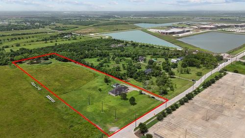 4338 County Road 64, Rosharon, TX, 77583-5357 | Card Image
