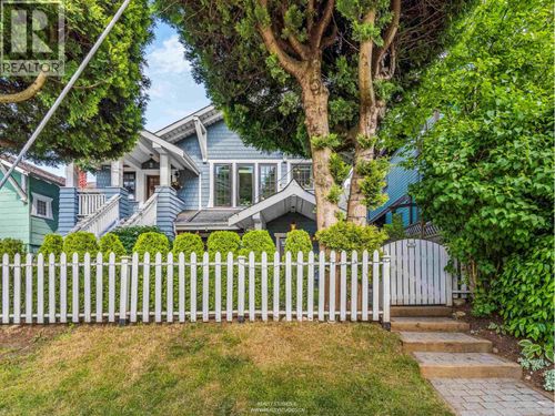 436 Lakewood Dr, Vancouver, BC, V5L4L7 | Card Image