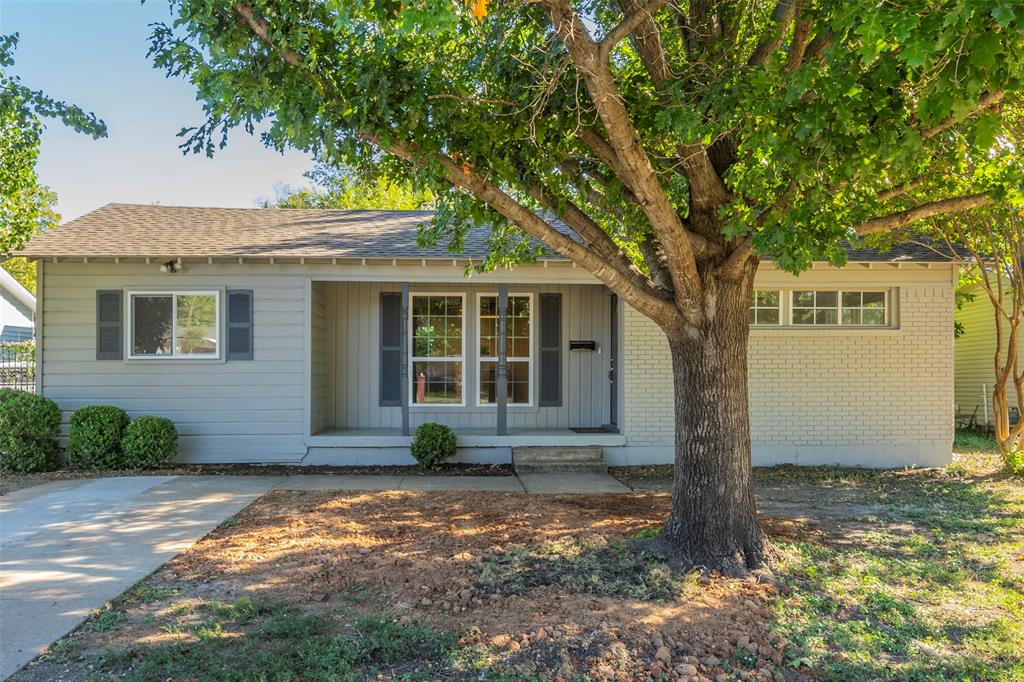 Mildred Ln, Haltom City, TX 76117