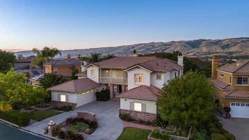 5380 Arezzo Dr, San Jose, CA, 95138-2204 | Card Image