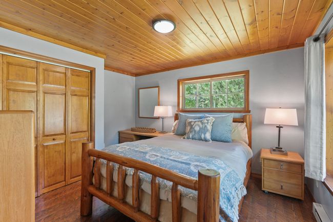 Primary Bedroom on First Floor | Image 16