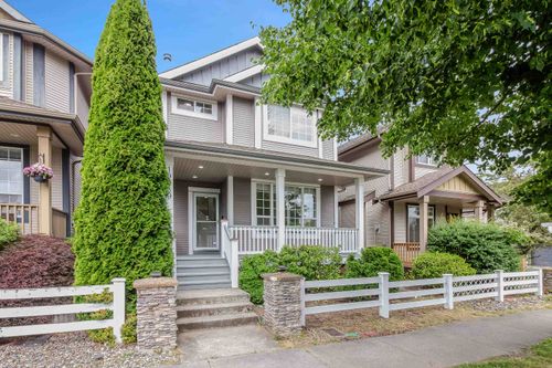 19489 66 Ave, Surrey, BC, V4N0C3 | Card Image