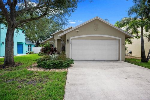 105 Pennock Landing Cir, Jupiter, FL, 33458-4019 | Card Image