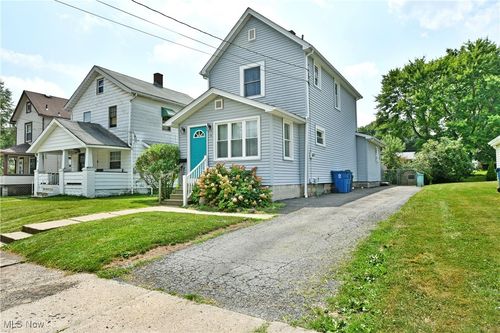 90 Harvey St, Struthers, OH, 44471-1537 | Card Image