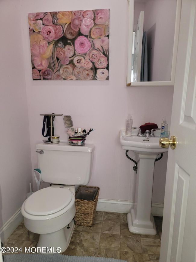 PRIMARY BATH | Image 28