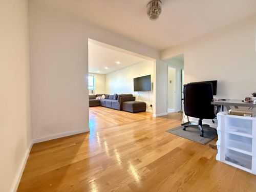 apt-3f-38 149th St, Flushing, NY, 11354-6302 | Card Image