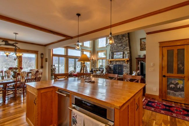 101 Songadeewin Ln, House other with 3 bedrooms, 4 bathrooms and null parking in Barton VT | Image 11