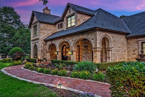 6104 Park Ave, Fort Smith, AR, 72903-2125 | Card Image