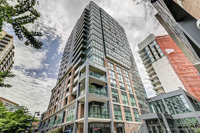 PH03 - 1171 Queen St W, Condo with 2 bedrooms, 2 bathrooms and 1 parking in Toronto ON | Image 1