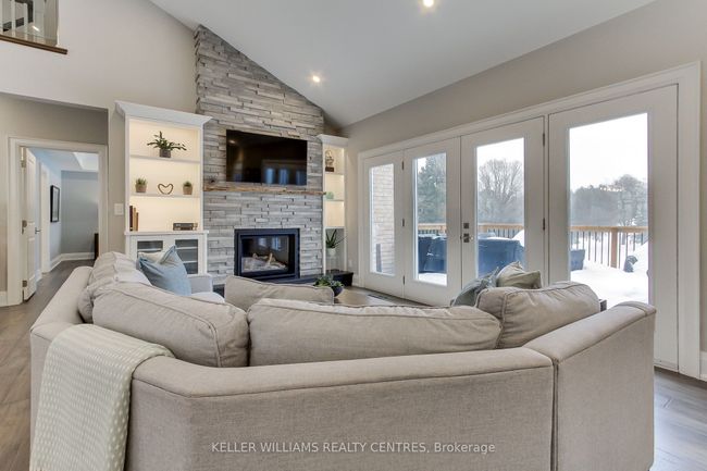 17781 Mccowan Rd, House other with 5 bedrooms, 4 bathrooms and 6 parking in Cedar Valley ON | Image 7