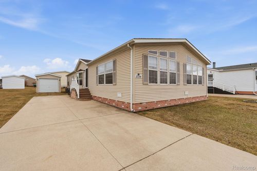 37319 Stone Way, New Haven, MI, 48048-3140 | Card Image
